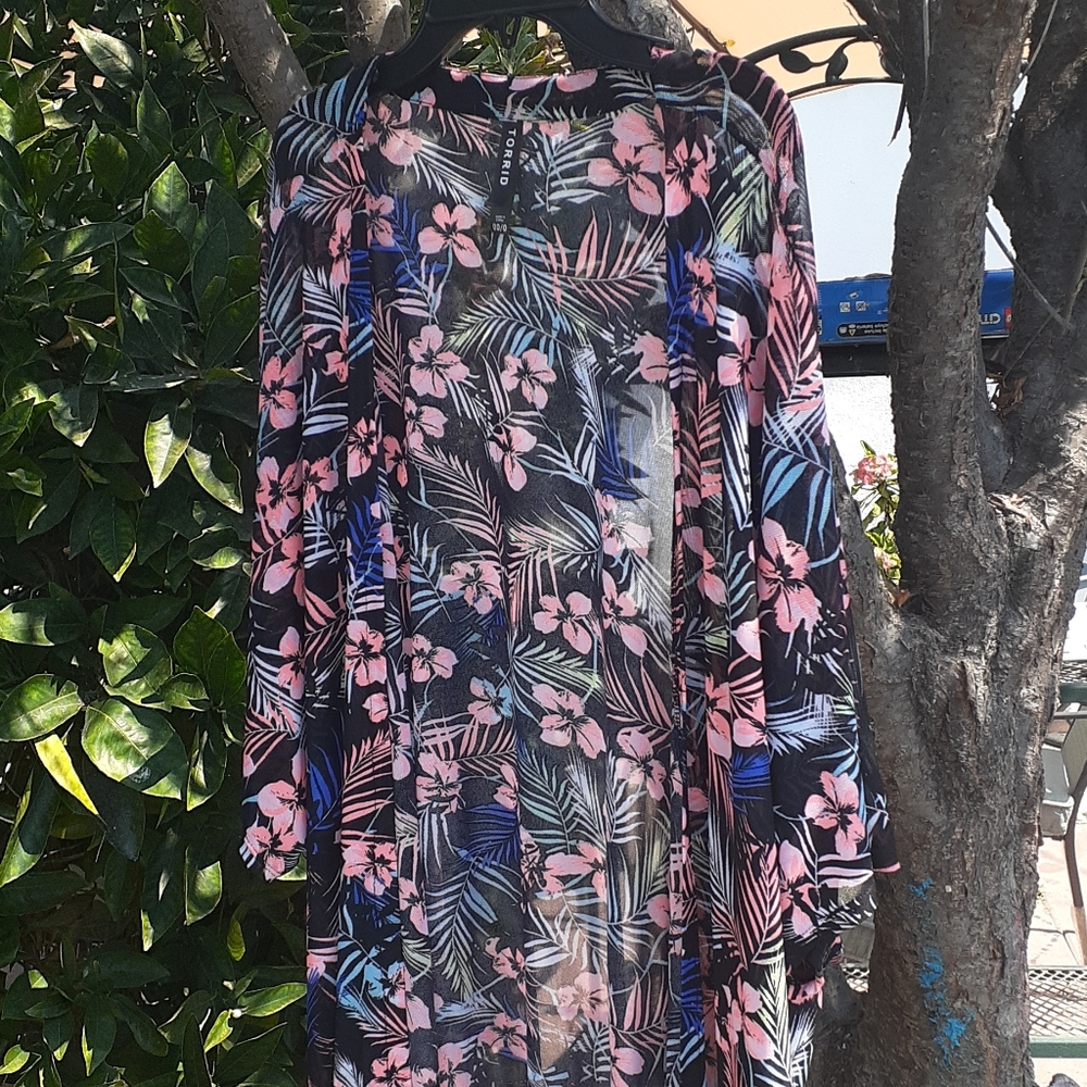 Women's Torrid Size 00 Sheer Cover Up